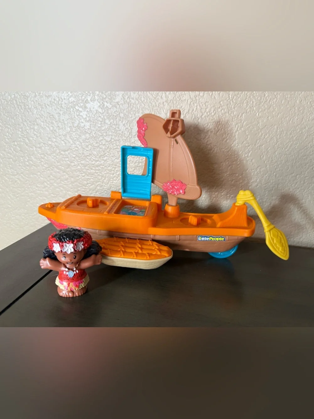 Disney Moana Toy Lot Little People Canoe Doll & Hei Hei Squishmallow